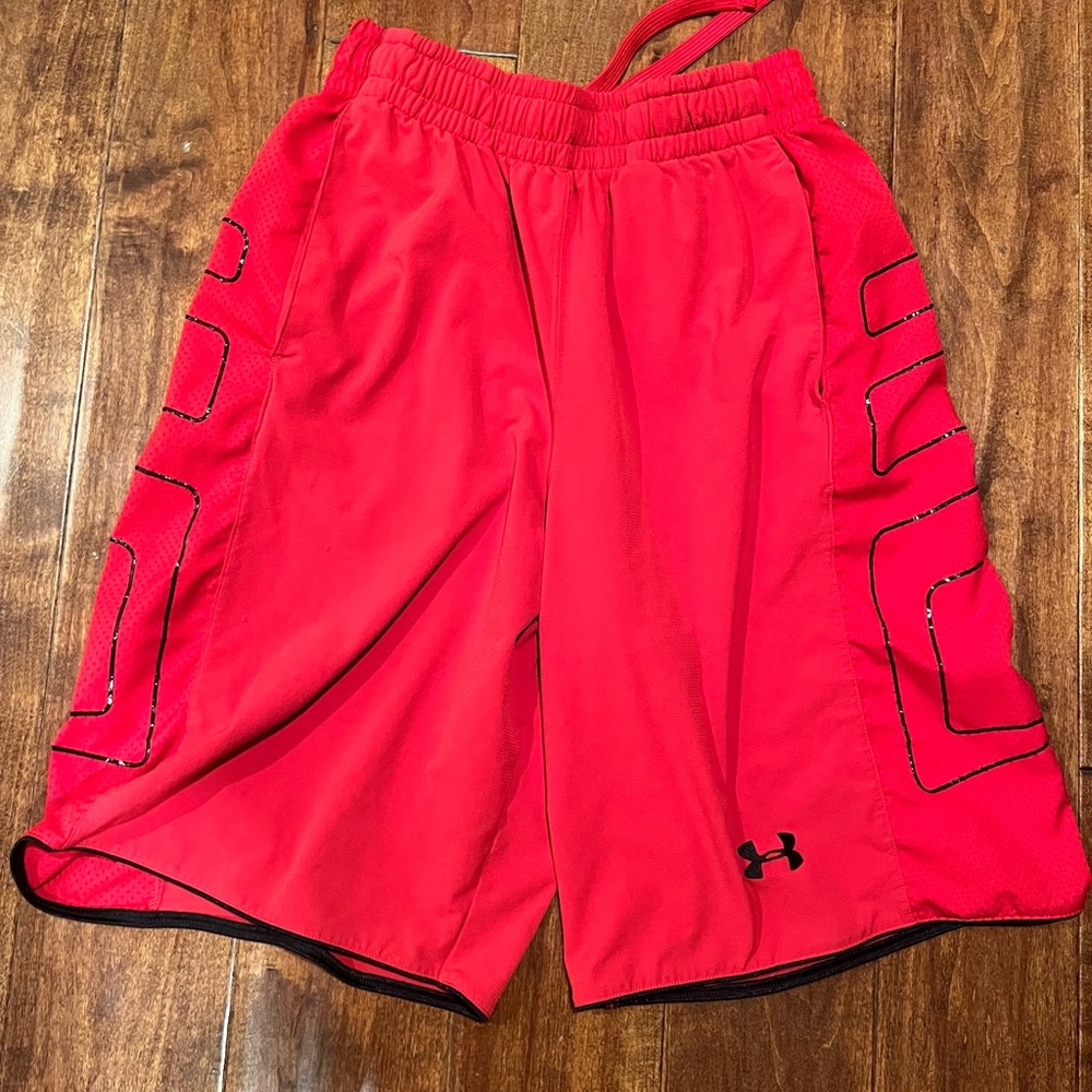 Under Armour men’s shorts, size small.